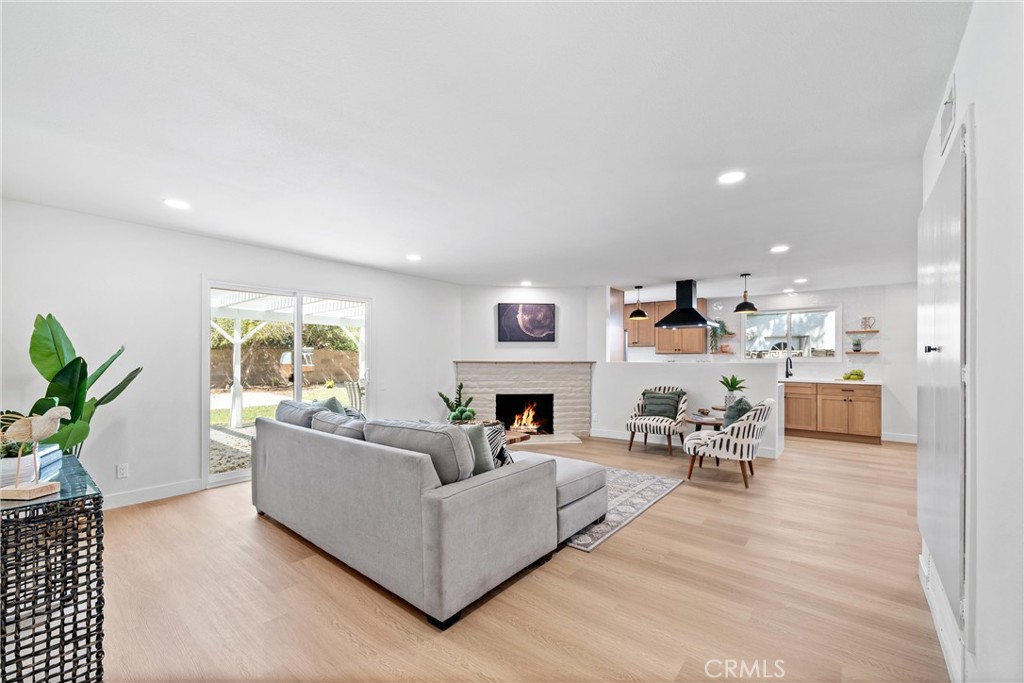 24155 Kittridge Street