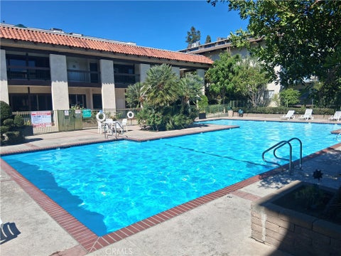 Tiny photo for 5640 WHITE OAK Avenue #C216, Encino, CA 91316 (MLS # CV26217778)