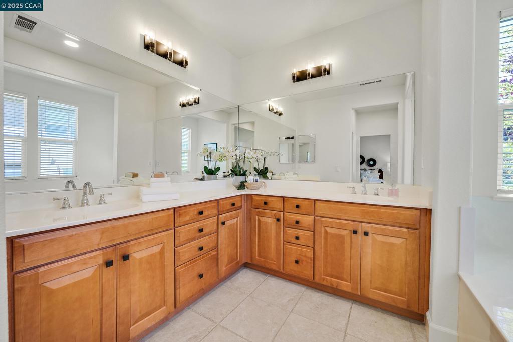 MONTEROSSO - Residential