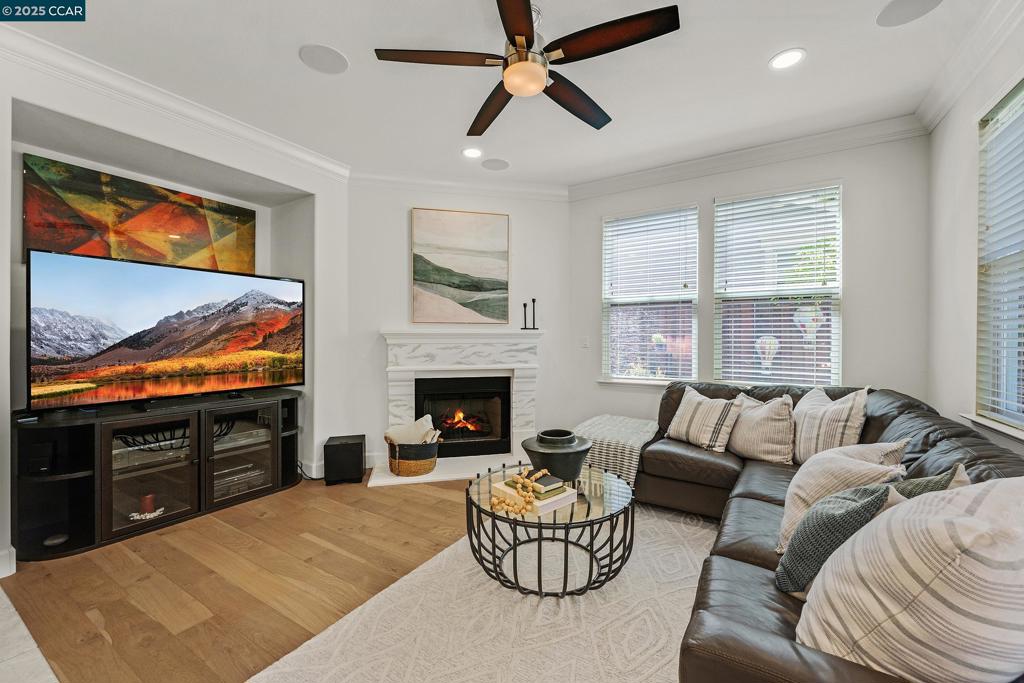 MONTEROSSO - Residential