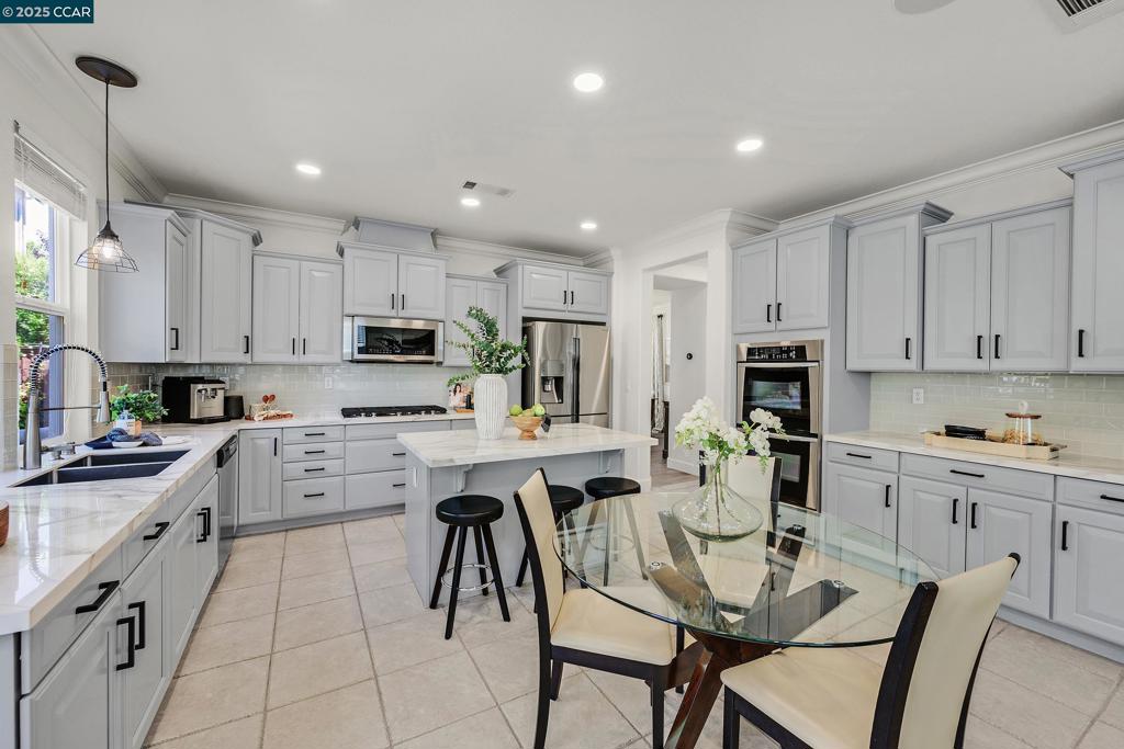 MONTEROSSO - Residential