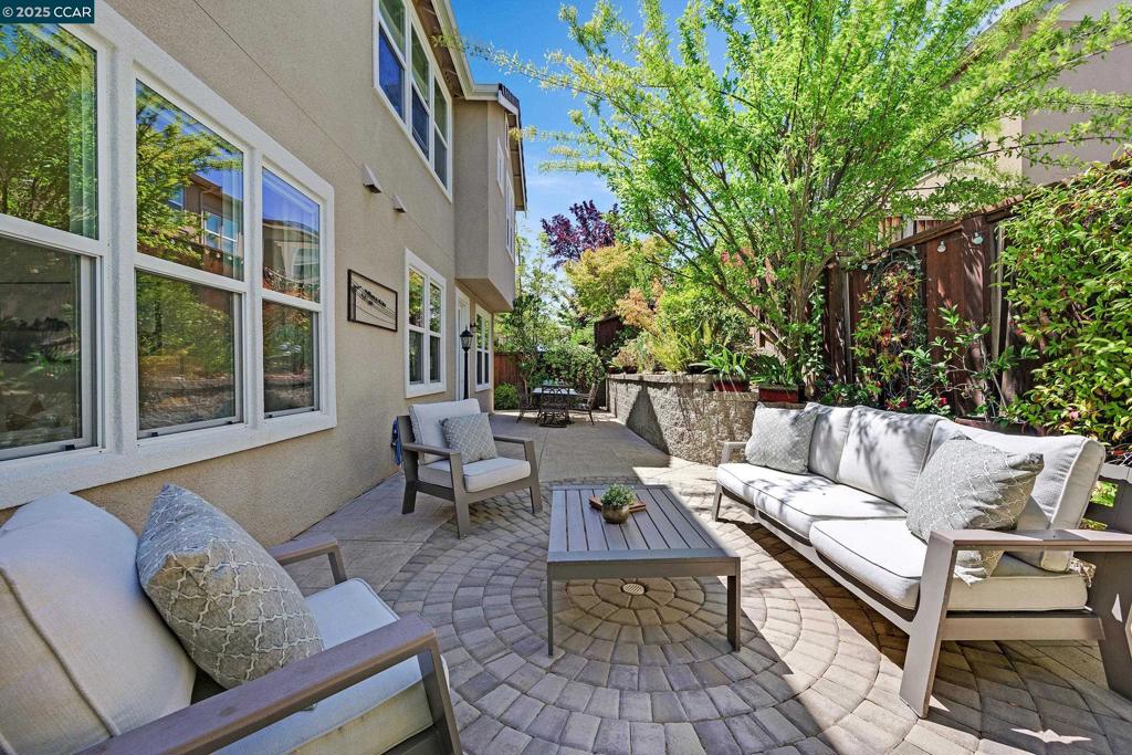 MONTEROSSO - Residential