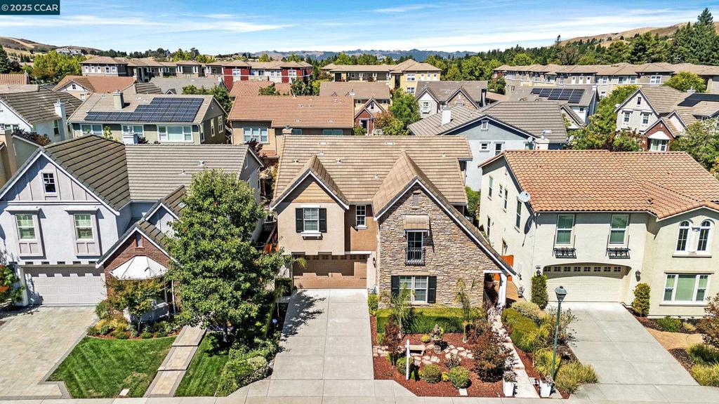 MONTEROSSO - Residential