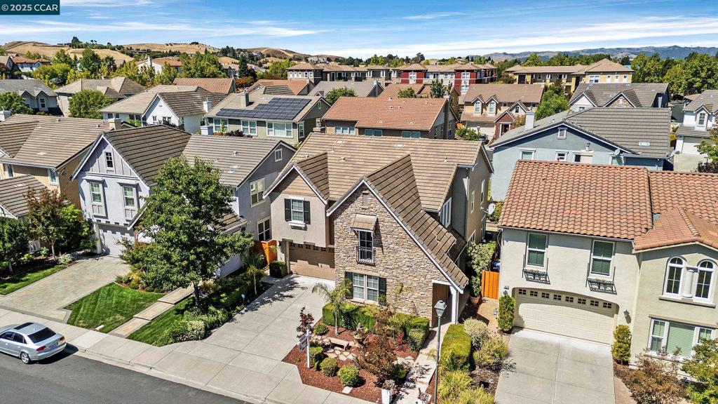 MONTEROSSO - Residential