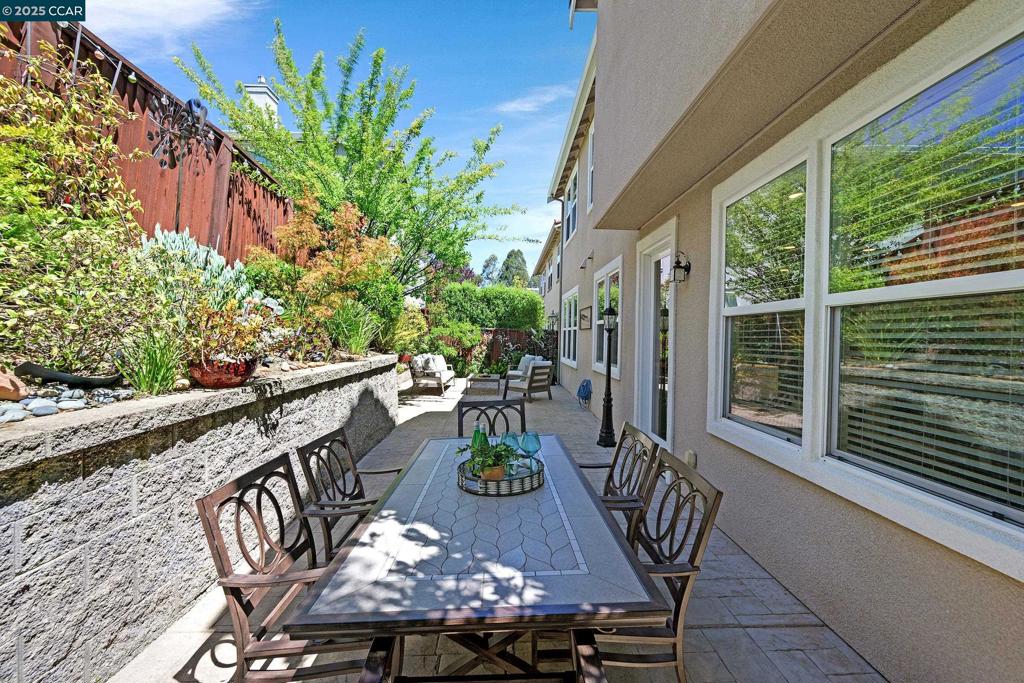 MONTEROSSO - Residential