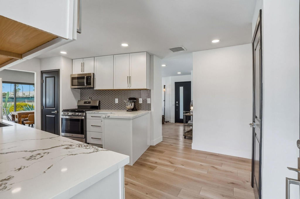 73561 Broadmoor Drive