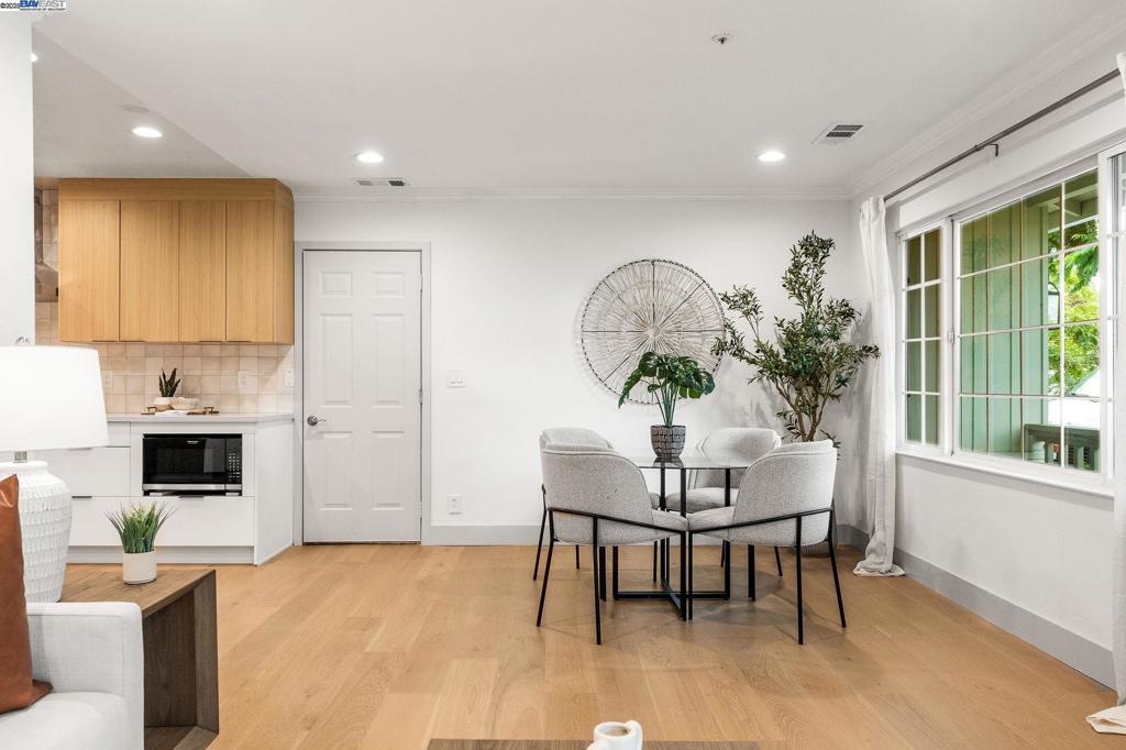 SUNNYVALE - Residential