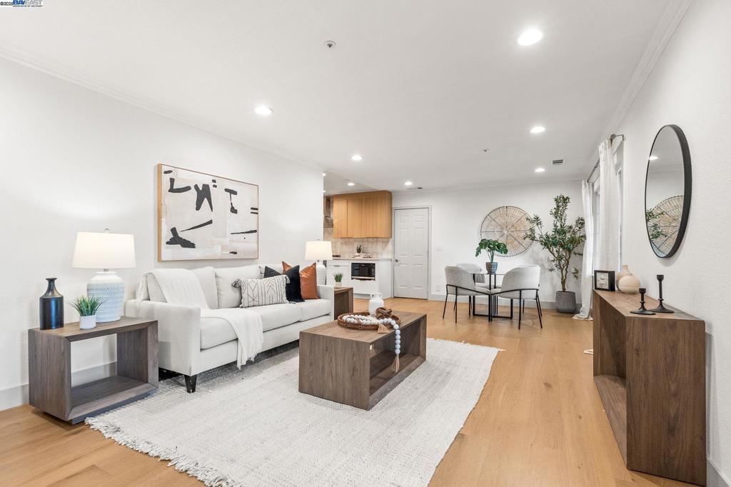 SUNNYVALE - Residential