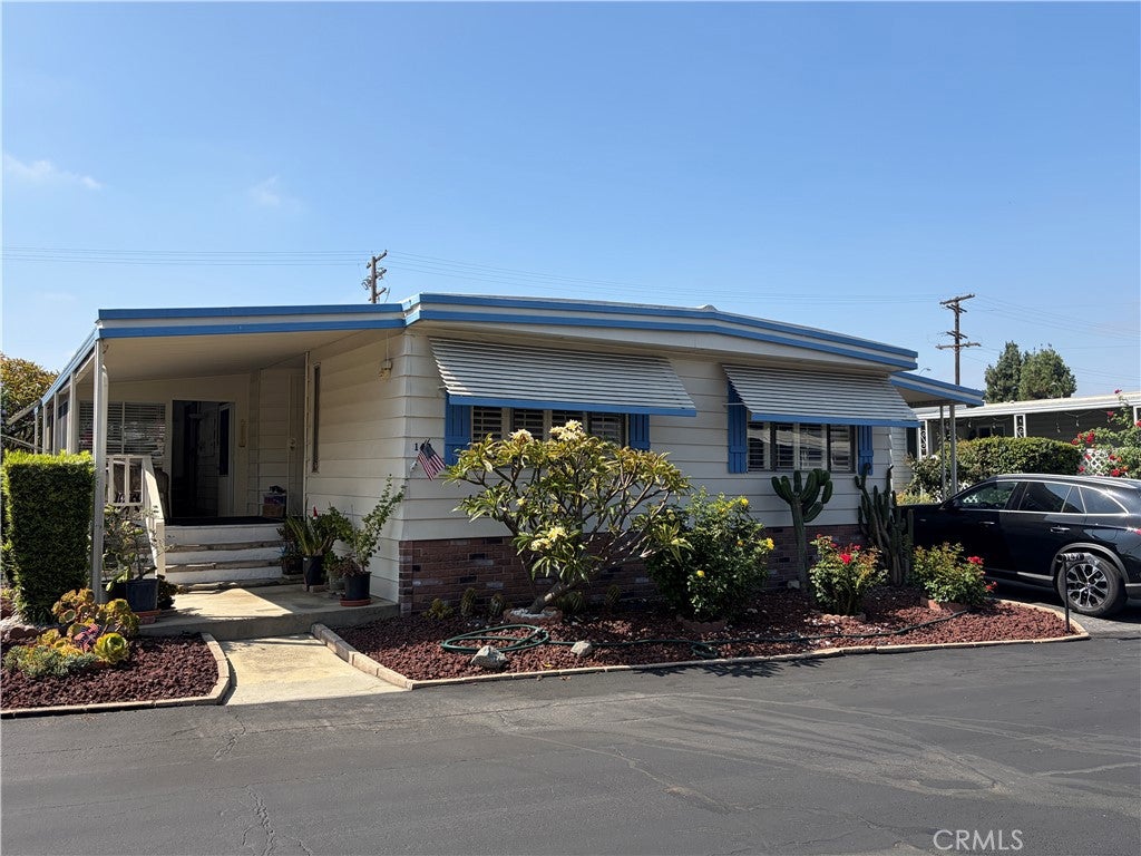 840 E Foothill 142