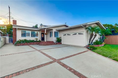Photo of 303 N Trotwood Avenue, San Pedro, CA 90732 (MLS # SB26031838)