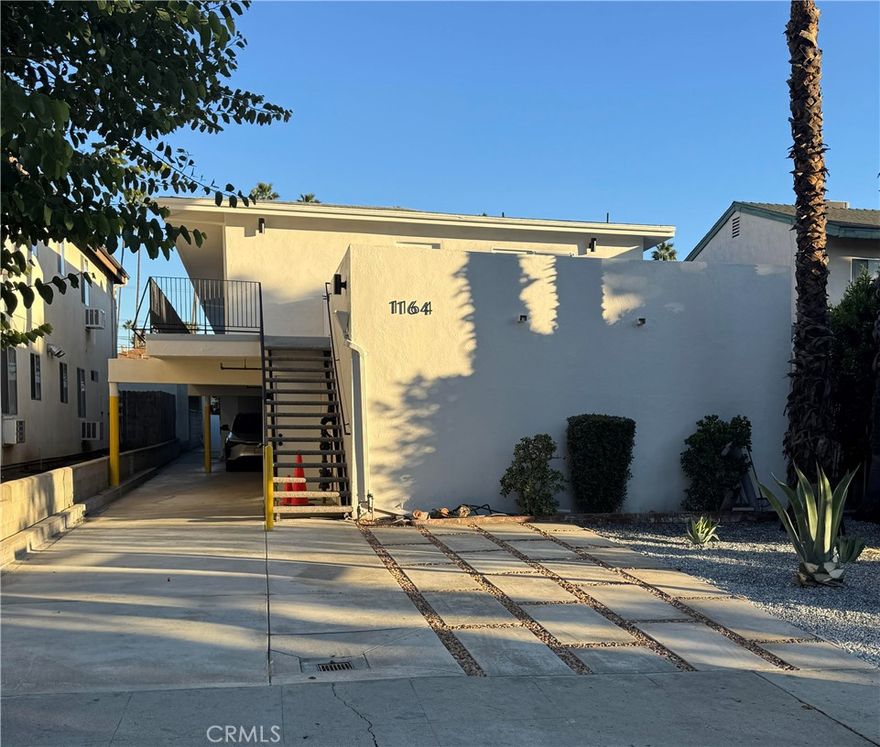 Remodeled 2 bedrooms wit 2 baths and laundry (individual room in the units. Central air and Heat