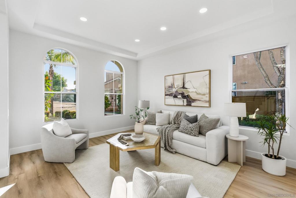 12086 Little Silver Ct