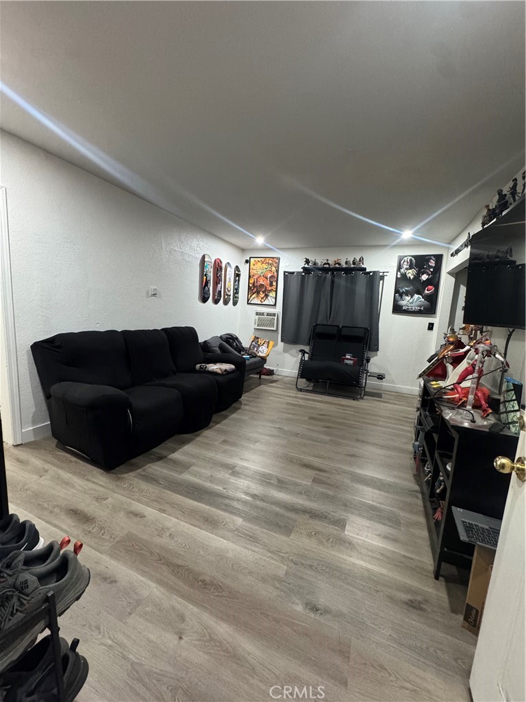 1656 W 23rd Street
