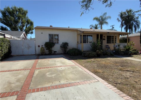 Photo of 8360 Katherine Avenue, Panorama City, CA 91402 (MLS # SR26215757)