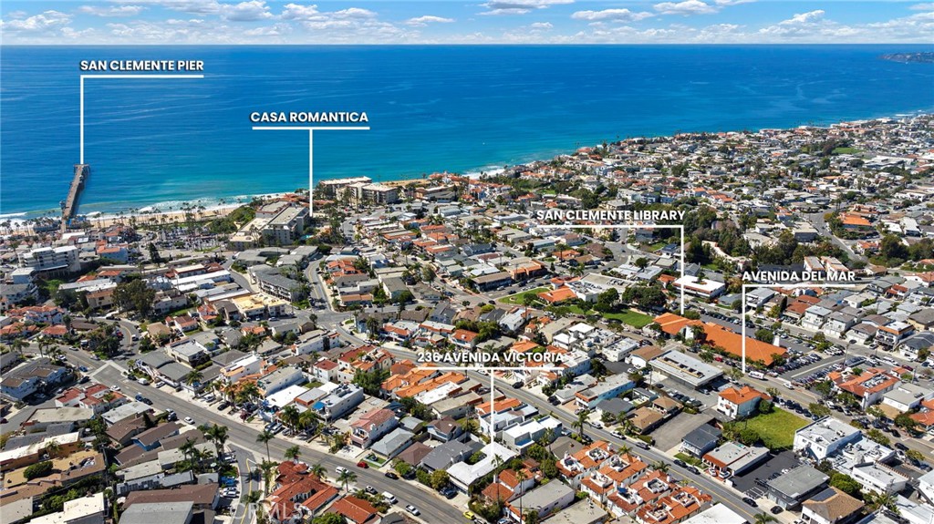 236 Avenida Victoria