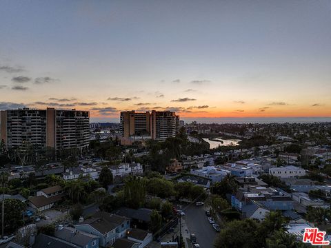 Tiny photo for 846 Dickson Street, Marina Del Rey, CA 90292 (MLS # 26642979)