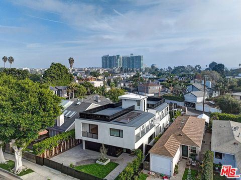 Tiny photo for 846 Dickson Street, Marina Del Rey, CA 90292 (MLS # 26642979)