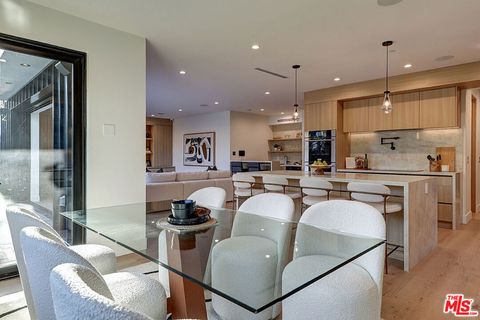 Tiny photo for 846 Dickson Street, Marina Del Rey, CA 90292 (MLS # 26642979)