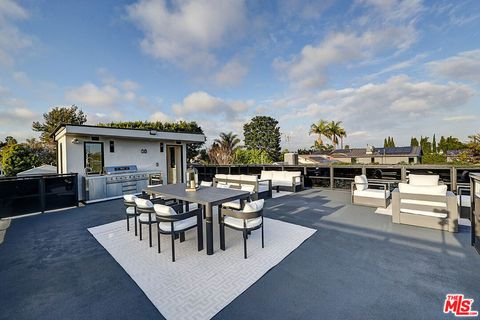 Tiny photo for 846 Dickson Street, Marina Del Rey, CA 90292 (MLS # 26642979)