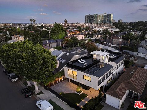 Tiny photo for 846 Dickson Street, Marina Del Rey, CA 90292 (MLS # 26642979)