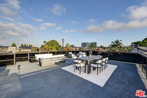 Tiny photo for 846 Dickson Street, Marina Del Rey, CA 90292 (MLS # 26642979)