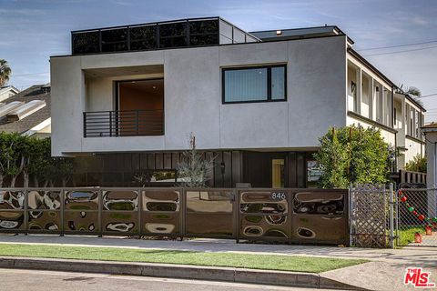 Tiny photo for 846 Dickson Street, Marina Del Rey, CA 90292 (MLS # 26642979)