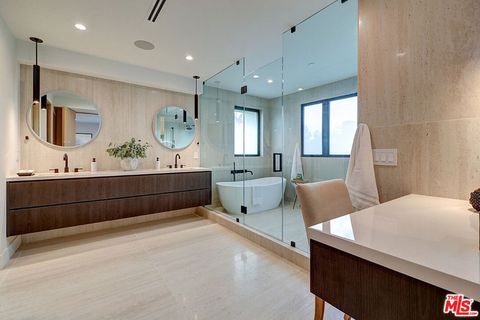 Tiny photo for 846 Dickson Street, Marina Del Rey, CA 90292 (MLS # 26642979)