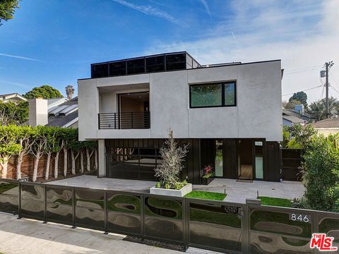 Photo of 846 Dickson Street, Marina Del Rey, CA 90292 (MLS # 26642979)