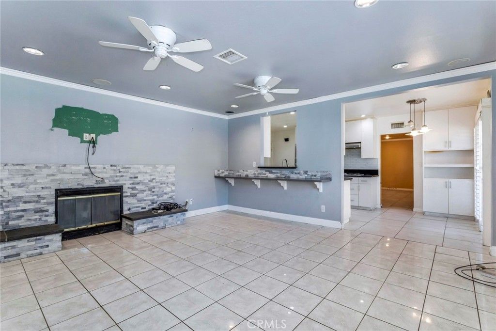 Photo of 11235 Sunburst Street, Sylmar, CA 91342 (MLS # CV25243346)
