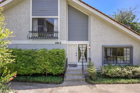 Photo of 6613 Poppyview Drive, Oak Park, CA 91377 (MLS # SR26071183)