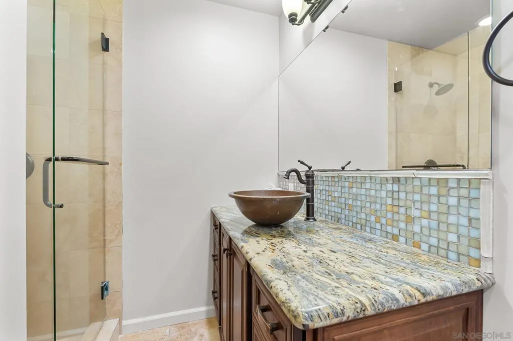 La Jolla, California 92037, United States, 4 Bedrooms Bedrooms, ,3 BathroomsBathrooms,Residential,Active,175673