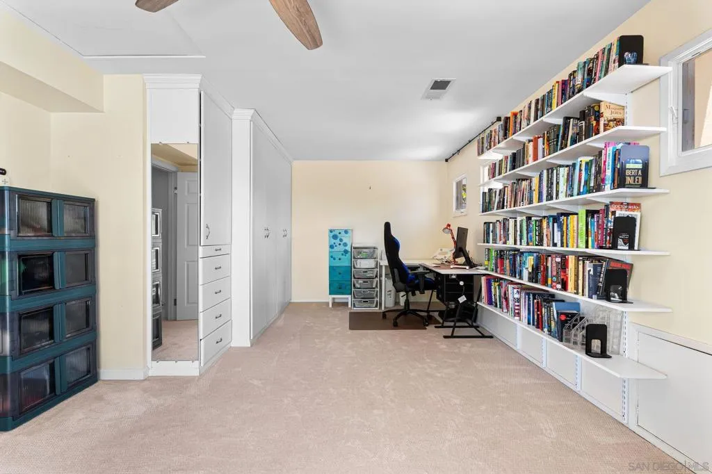 La Jolla, California 92037, United States, 4 Bedrooms Bedrooms, ,3 BathroomsBathrooms,Residential,Active,175673