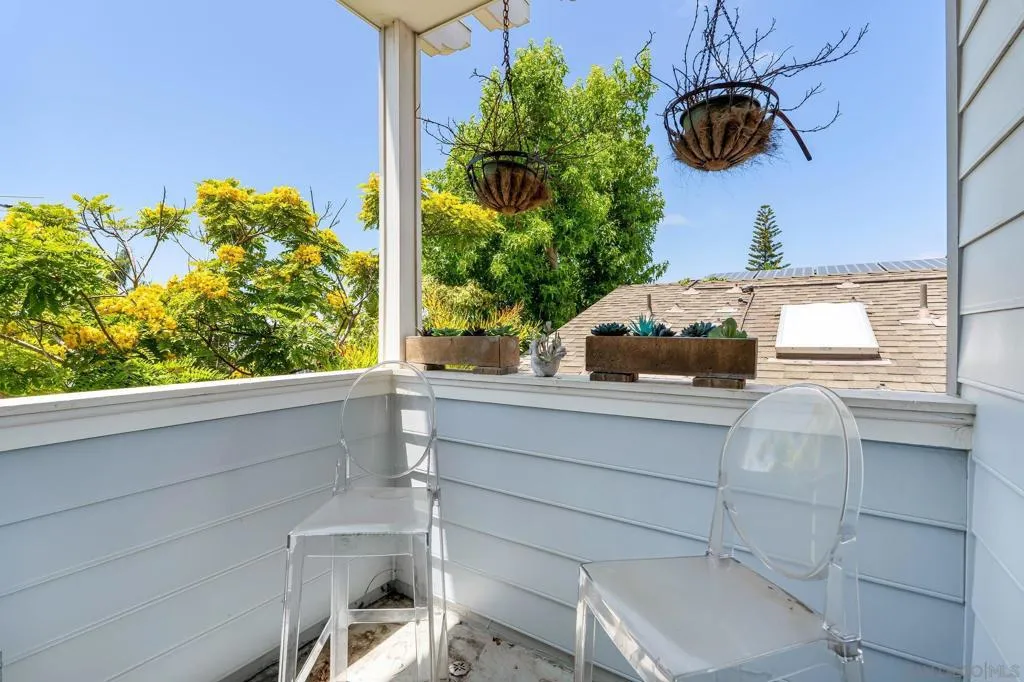 La Jolla, California 92037, United States, 4 Bedrooms Bedrooms, ,3 BathroomsBathrooms,Residential,Active,175673