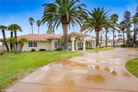 Photo of 31396 Lake Vista Cir CIR, Fallbrook, CA 92003 (MLS # OC26178735)