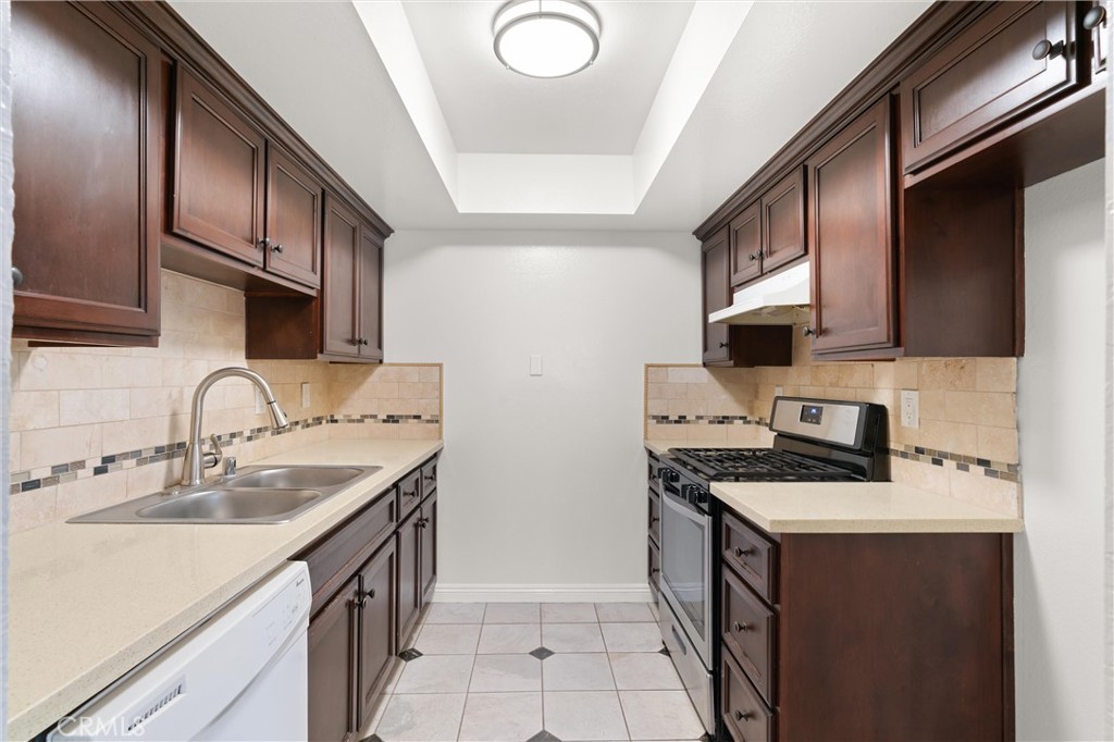 18961 Florida Street 6