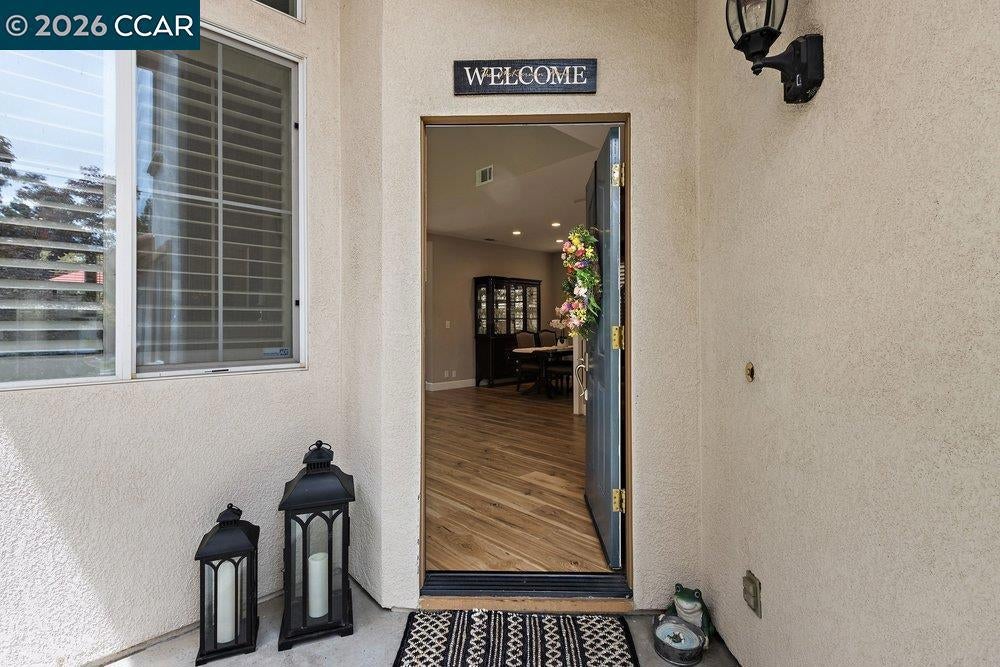 215 Azalea Ln