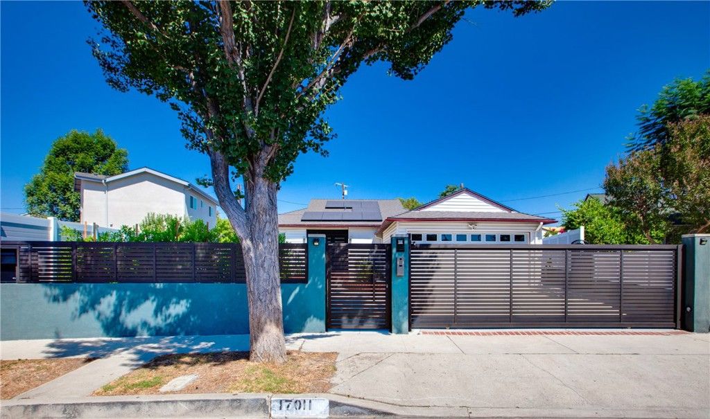 Photo of 17011 Burton Street, Van Nuys, CA 91406 (MLS # GD25199364)