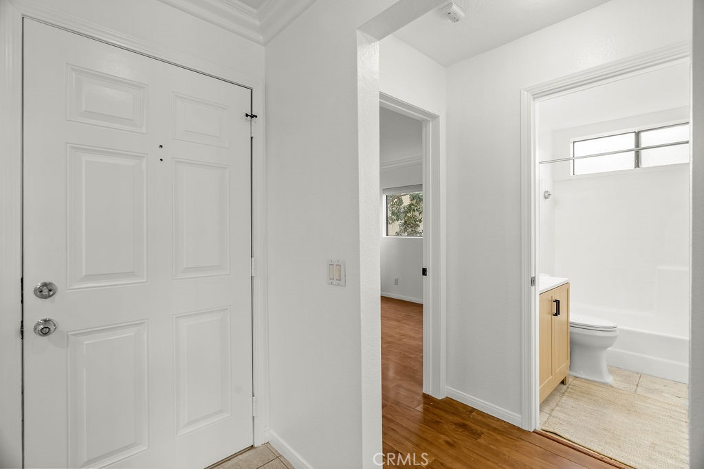 Circle (CA) - Residential Lease