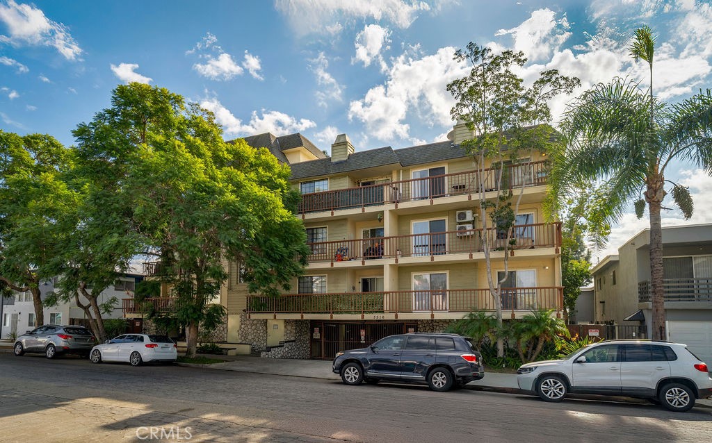 Circle (CA) - Residential Lease