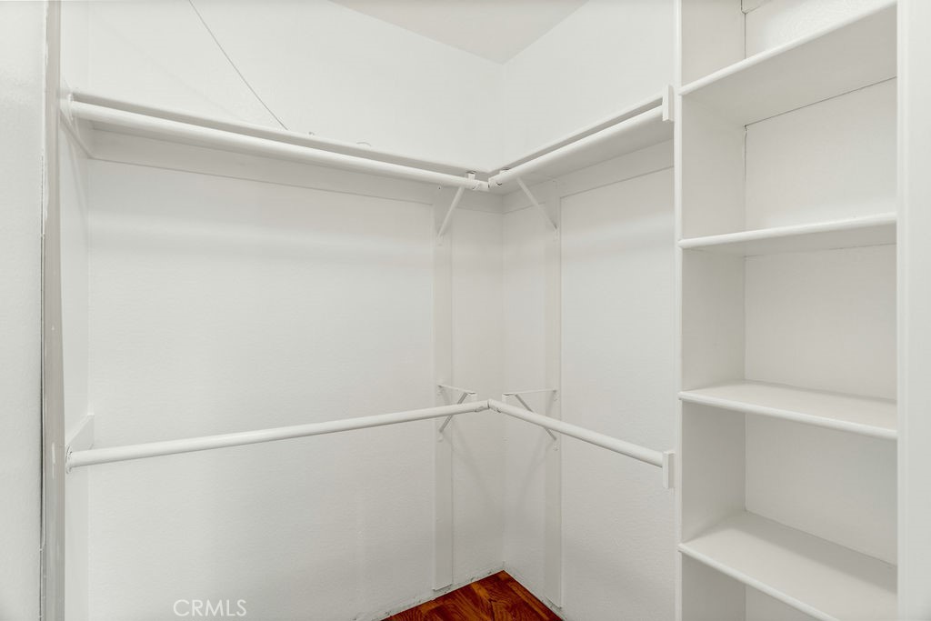 Circle (CA) - Residential Lease