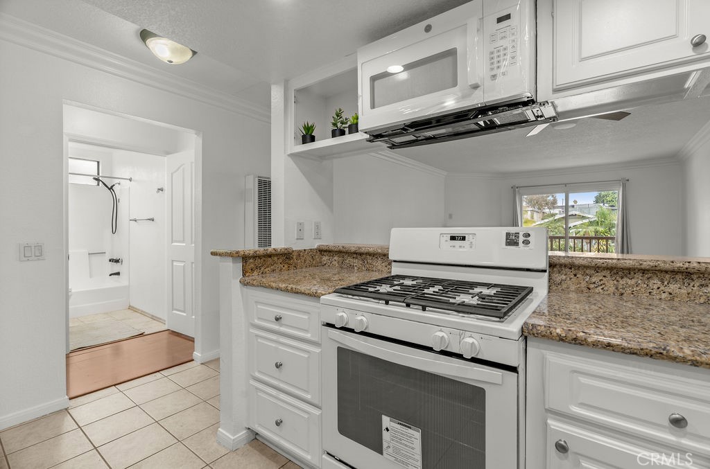 Circle (CA) - Residential Lease