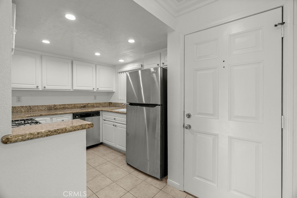 Circle (CA) - Residential Lease