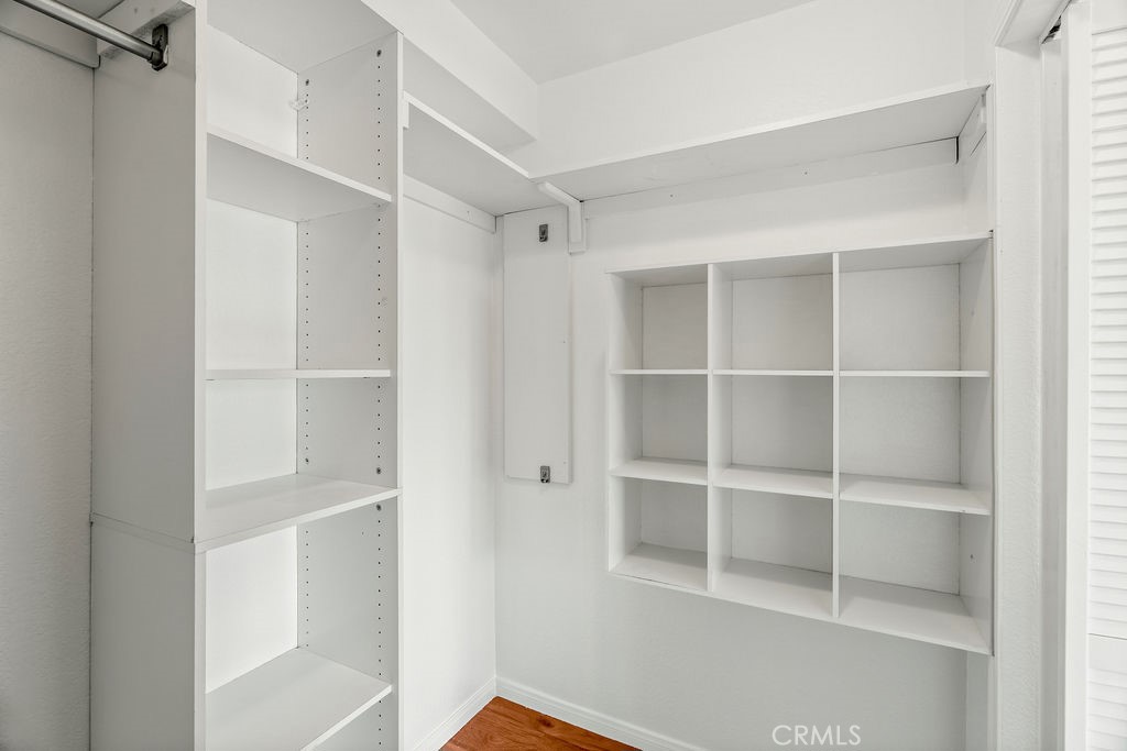 Circle (CA) - Residential Lease