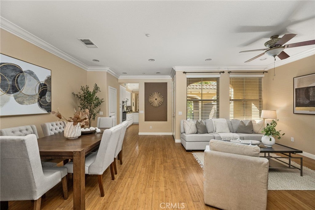 125 Chantilly, Irvine CA 92620 - Photo 7
