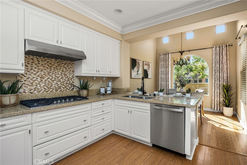 125 Chantilly, Irvine CA 92620 - Photo 14