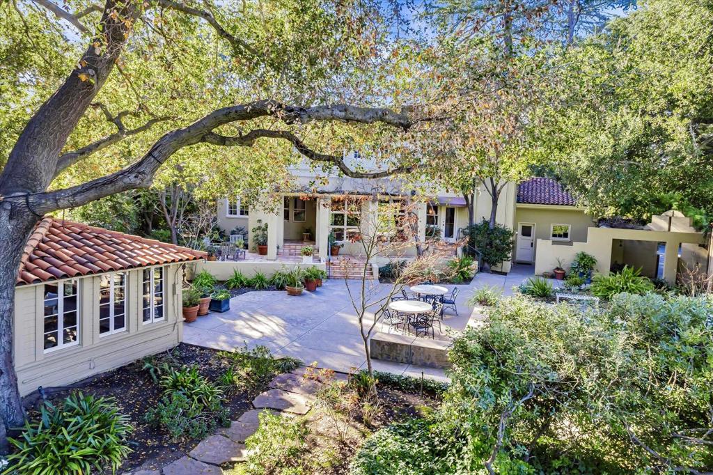 125 Los Altos Avenue