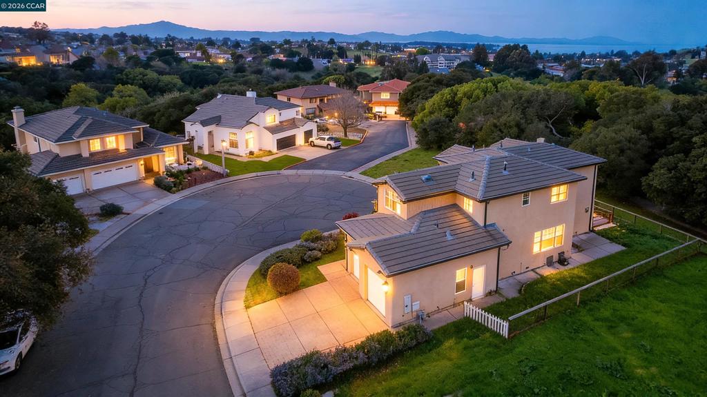 213 N Rancho Pl Pl, Pinole CA 94564