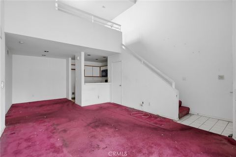 Photo of 433 E Tamarack Ave #149, Inglewood, CA 90301 (MLS # OC26085805)