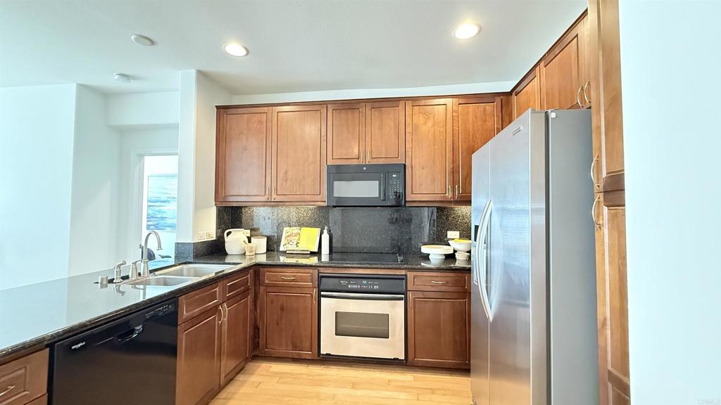 3857 Pell Place 406