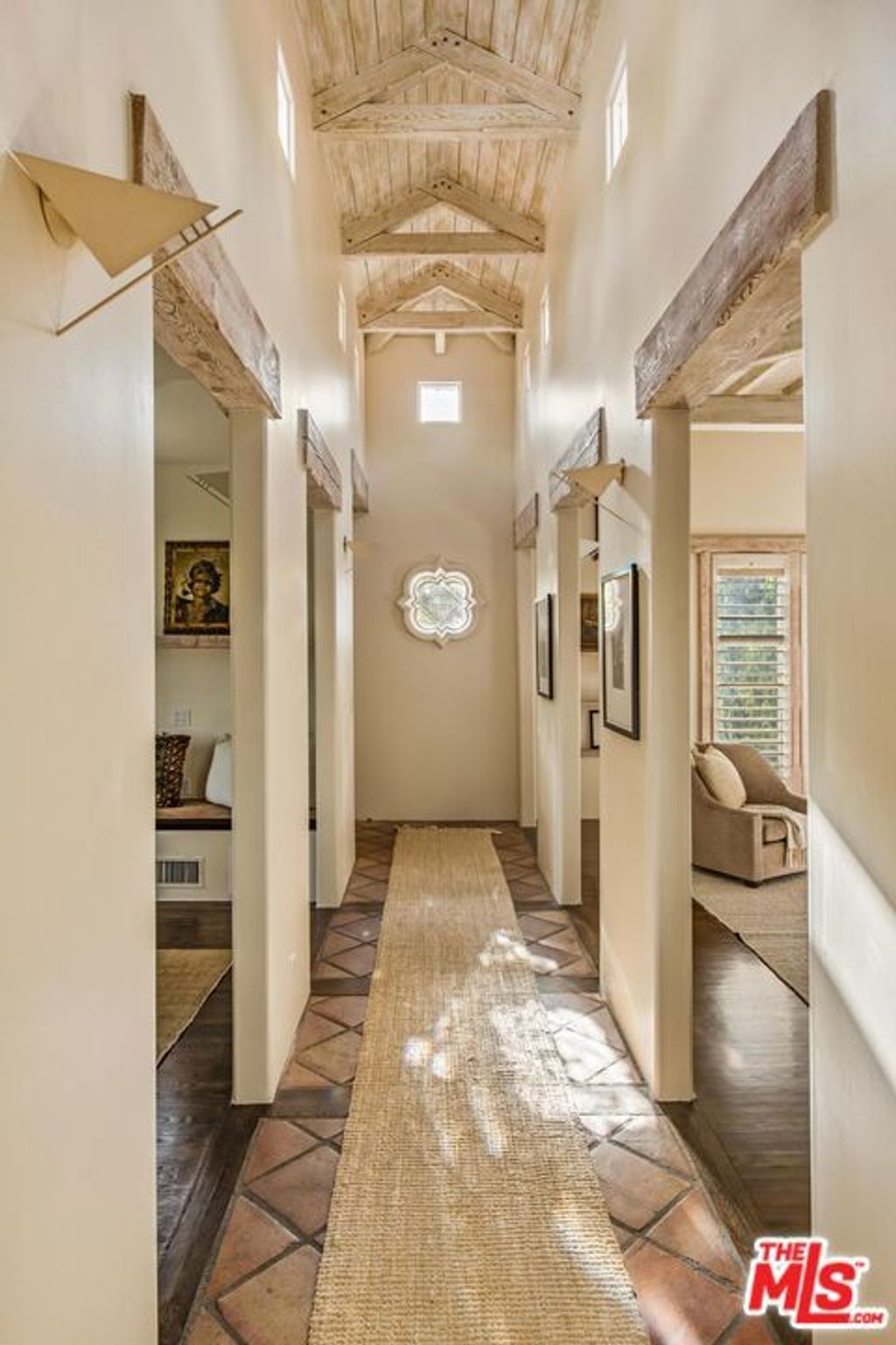 Photo of 156 S La Peer Drive, Beverly Hills, CA 90211 (MLS # 26735205)